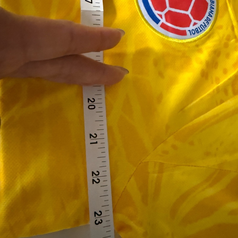 Colombia World Cup ‘26 Home Jersey FANS EDITION - Picture 5 of 5